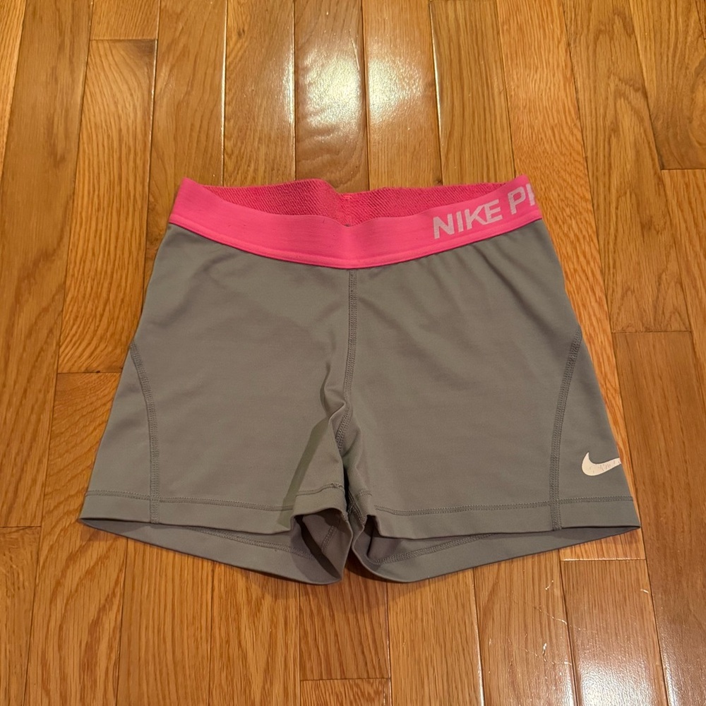 Nike pros